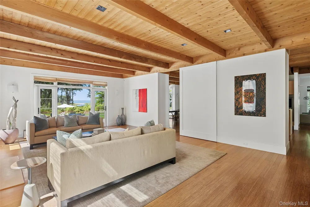 27 Ezekills Hollow Sag Harbor, NY 11963
