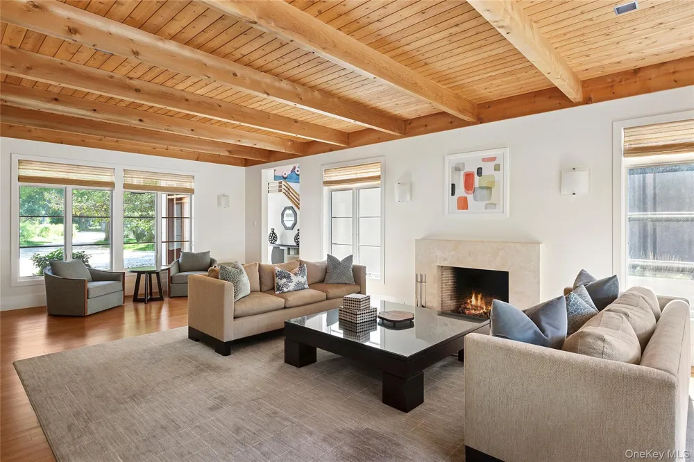 27 Ezekills Hollow Sag Harbor, NY 11963