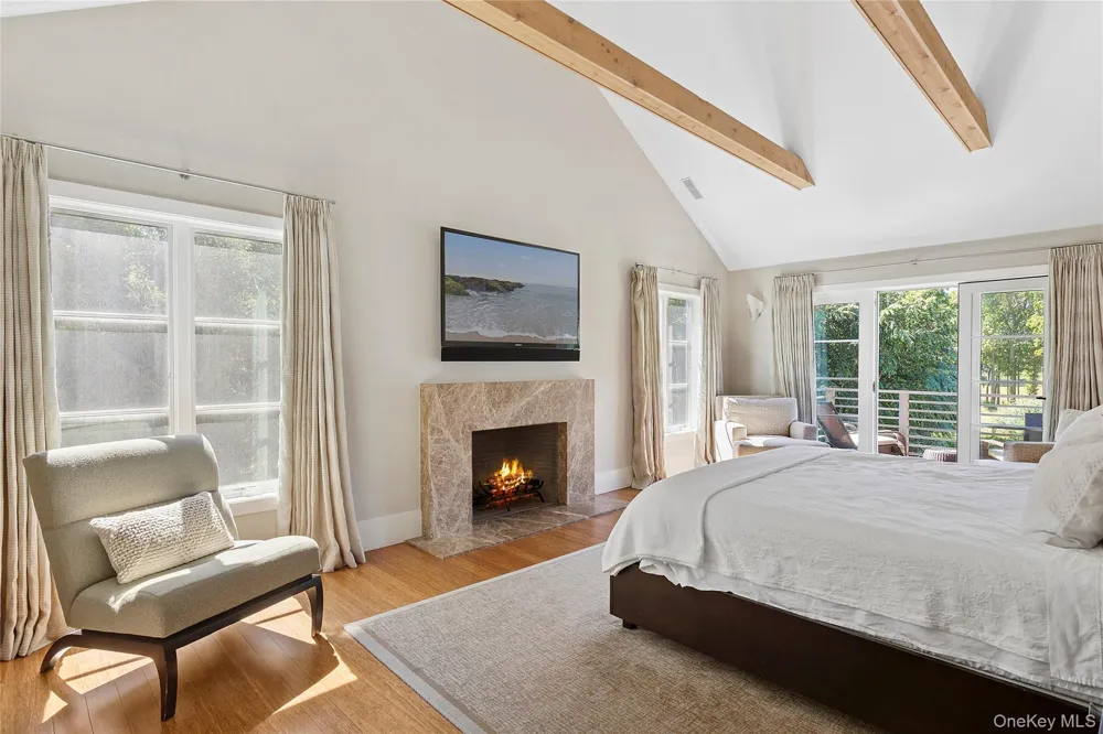 27 Ezekills Hollow Sag Harbor, NY 11963