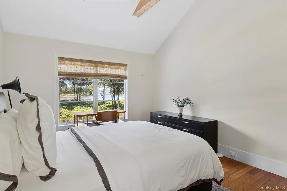 27 Ezekills Hollow Sag Harbor, NY 11963