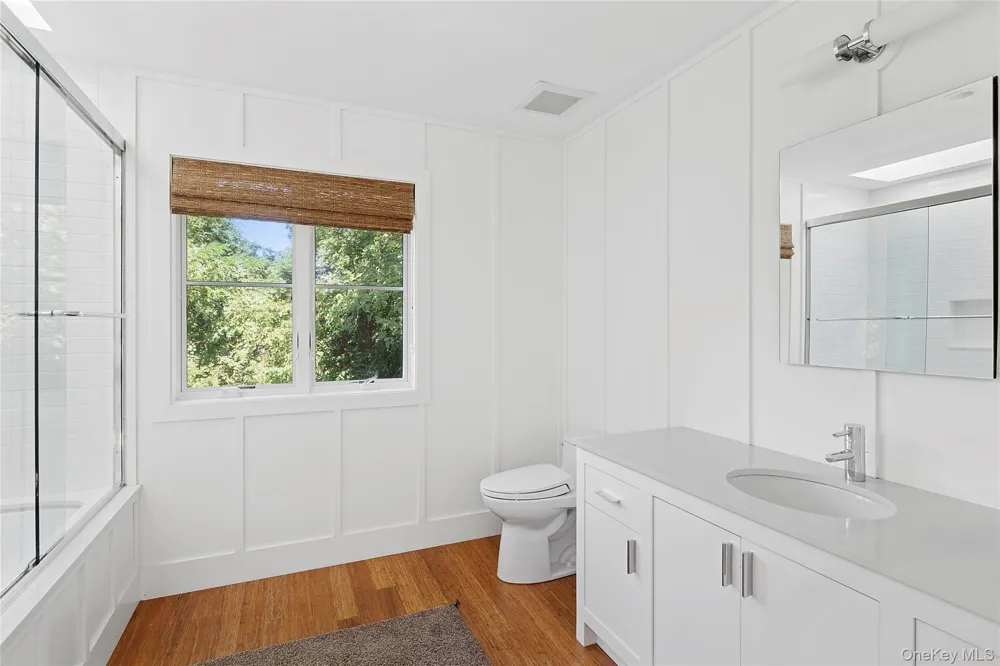 27 Ezekills Hollow Sag Harbor, NY 11963