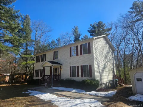 65 W Peenpack Trail