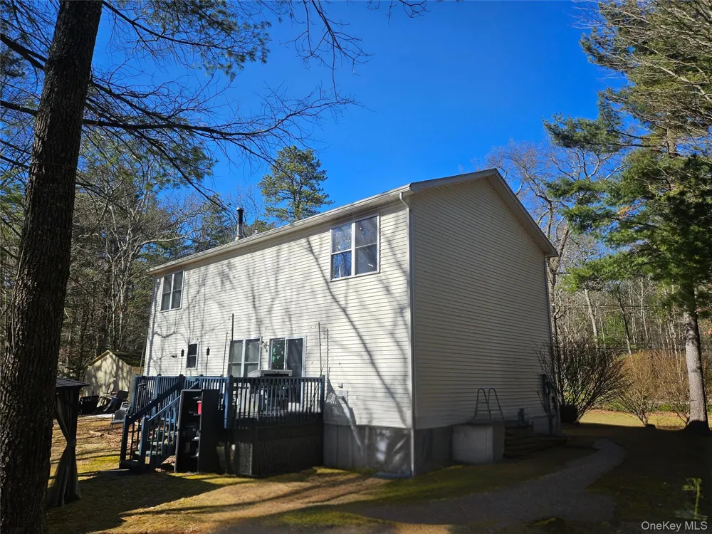 65 W Peenpack Trail Sparrowbush, NY 12780