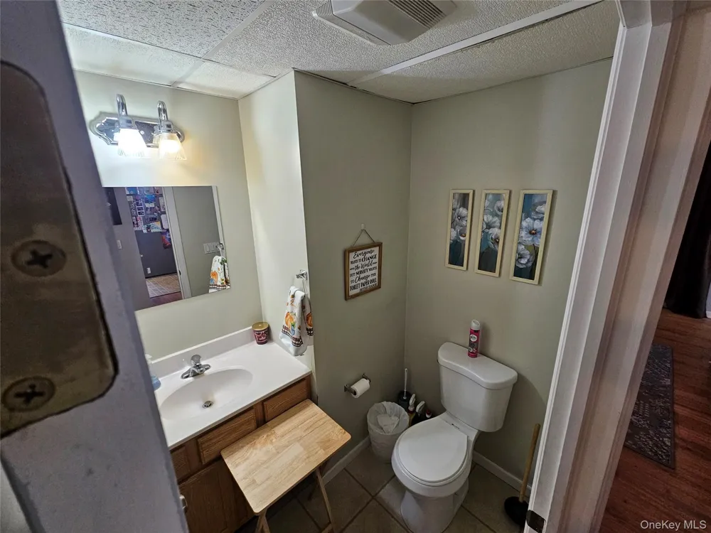 65 W Peenpack Trail Sparrowbush, NY 12780