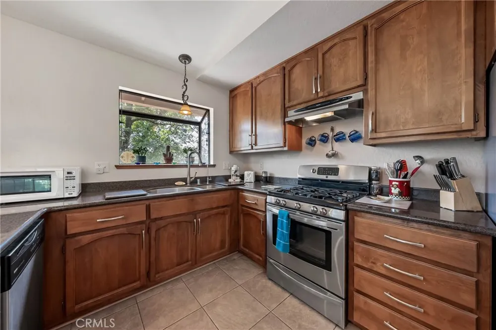 9591 Lassen Drive Cobb, CA 95426