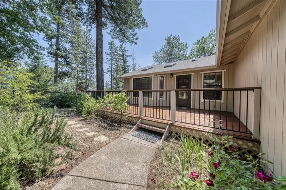 9591 Lassen Drive Cobb, CA 95426