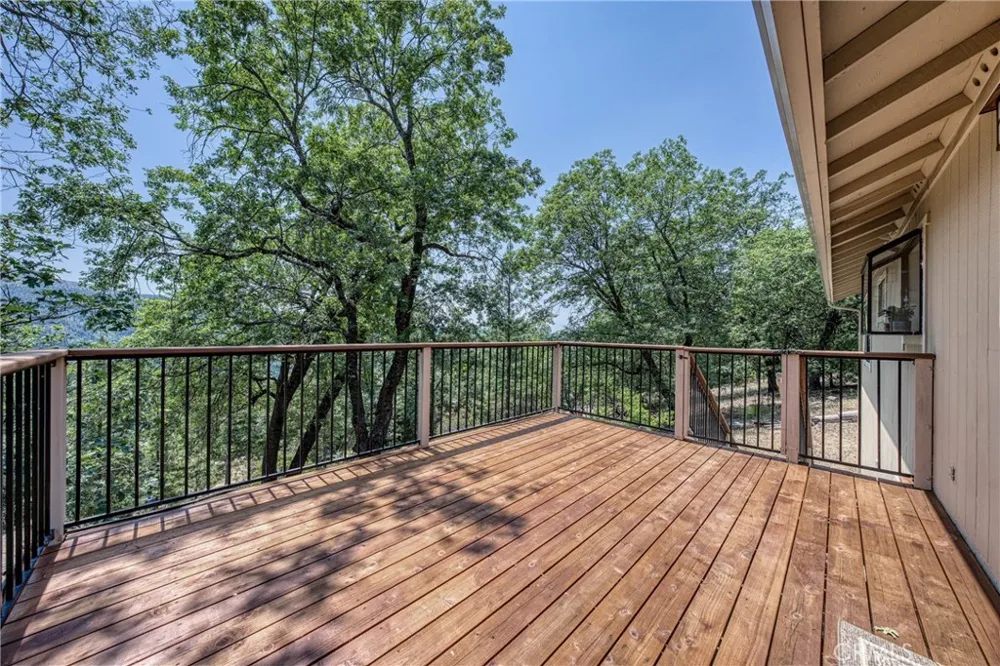 9591 Lassen Drive Cobb, CA 95426