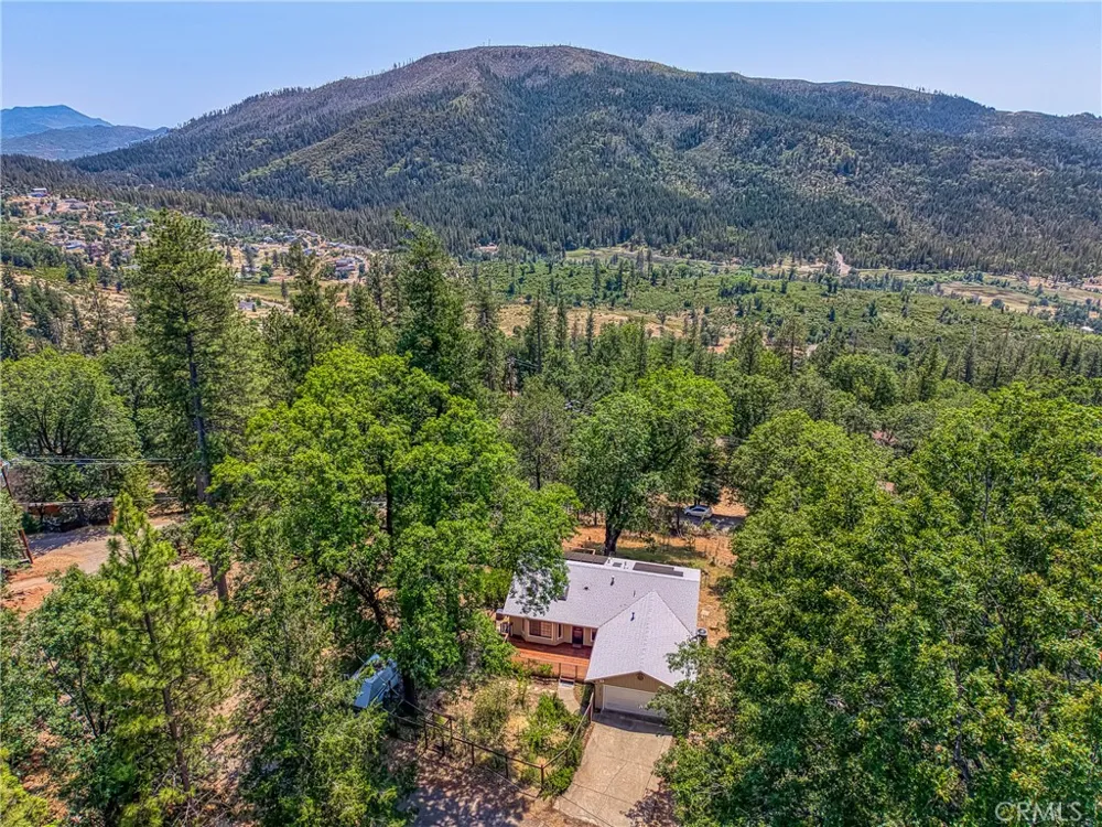 9591 Lassen Drive Cobb, CA 95426