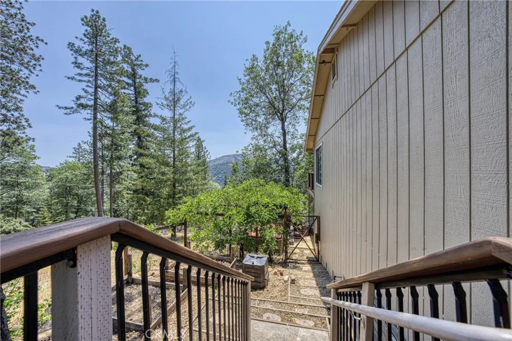 9591 Lassen Drive Cobb, CA 95426