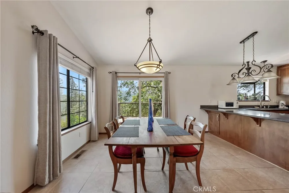 9591 Lassen Drive Cobb, CA 95426
