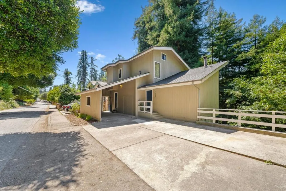 146 Aptos School Road Aptos, CA 95003