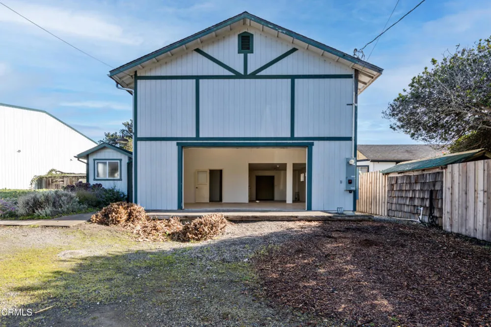 18651 Old Coast Highway Fort Bragg, CA 95437