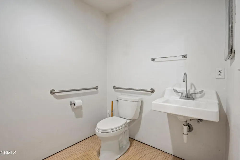 18651 Old Coast Highway Fort Bragg, CA 95437