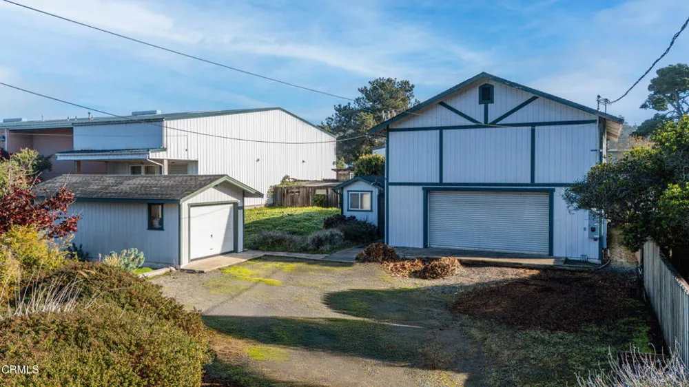 18651 Old Coast Highway Fort Bragg, CA 95437