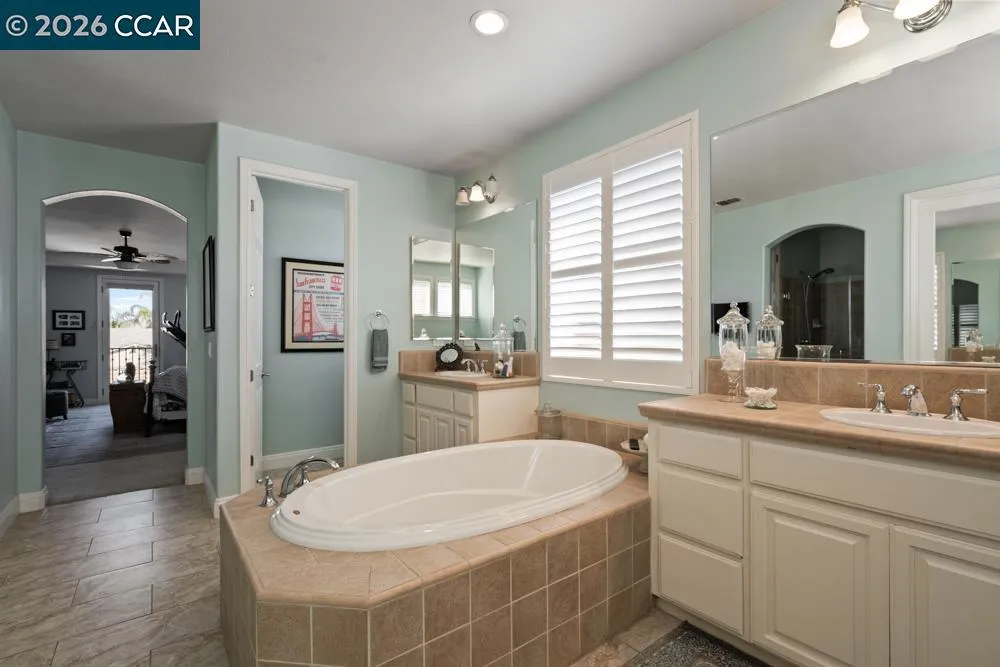 5627 Arcadia Cir Discovery Bay, CA 94505