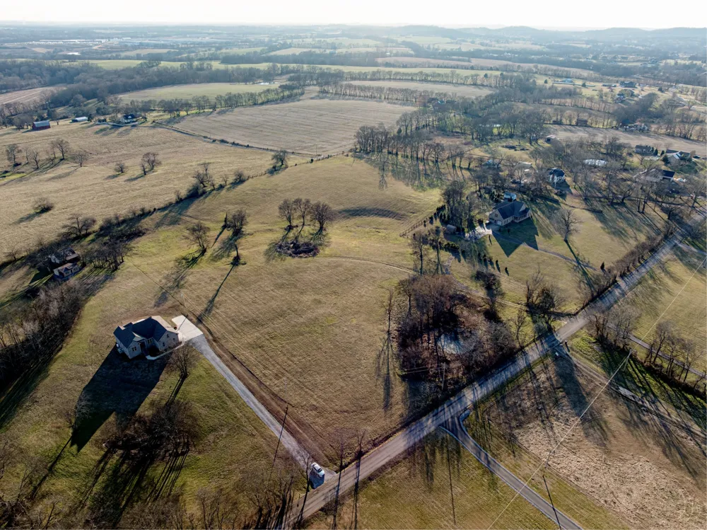 508 Branham Mill Rd Gallatin, TN 37066