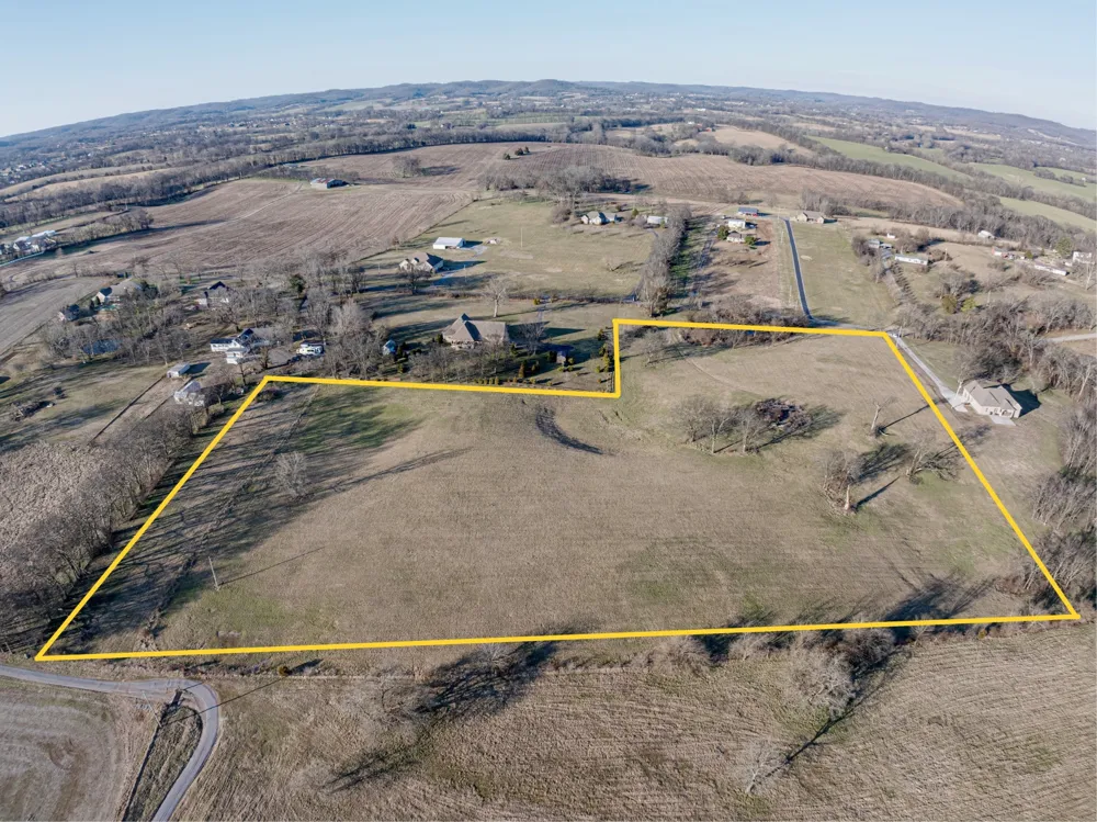 508 Branham Mill Rd Gallatin, TN 37066
