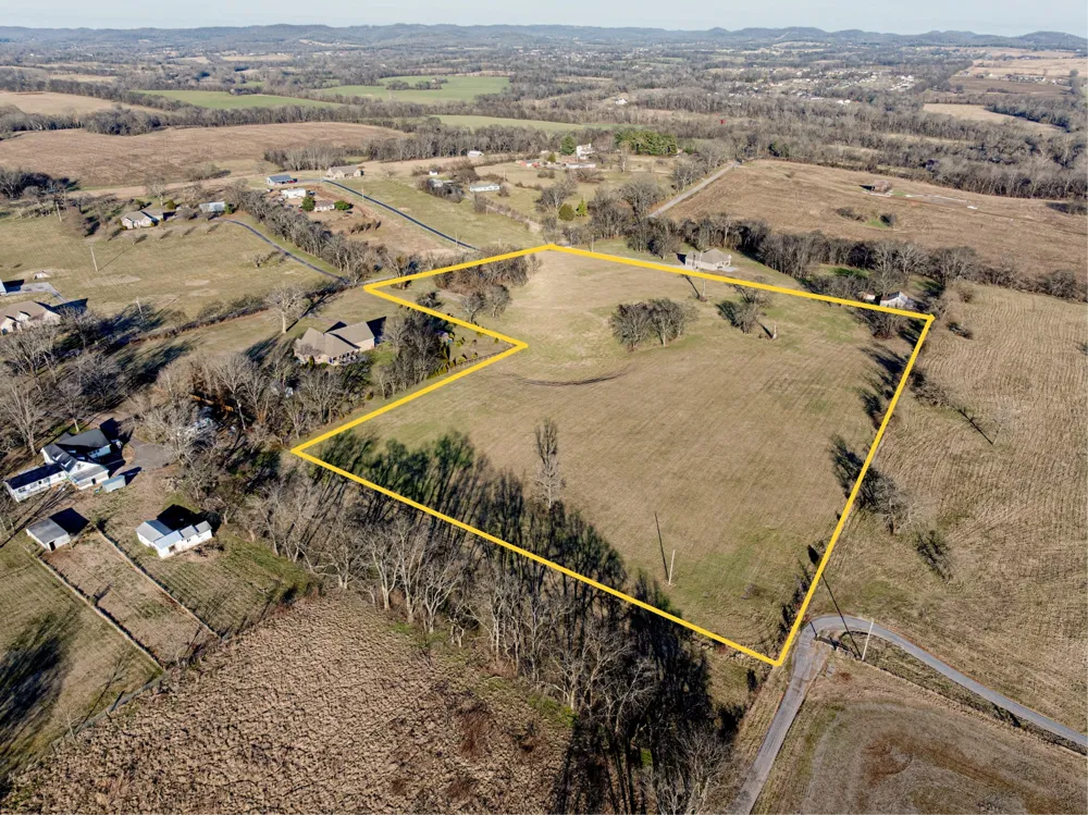 508 Branham Mill Rd Gallatin, TN 37066