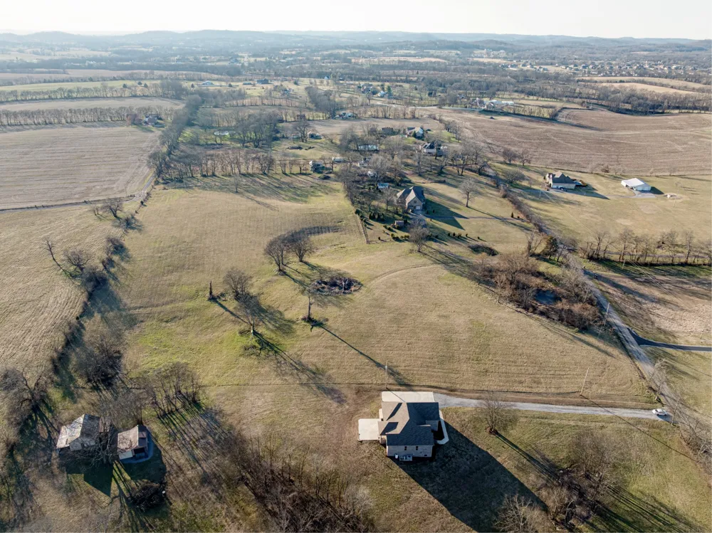 508 Branham Mill Rd Gallatin, TN 37066