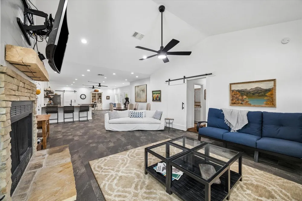 90 Twinstone Circle Coldspring, TX 77331