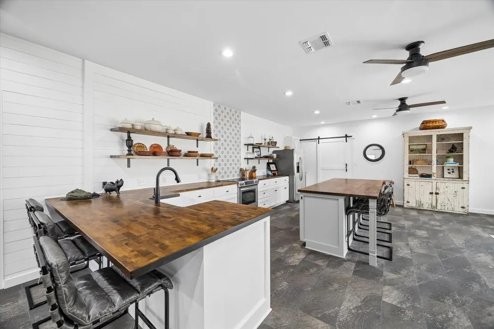 90 Twinstone Circle Coldspring, TX 77331