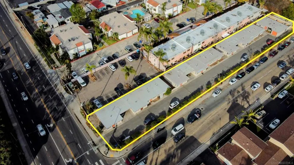 279 S Mollison Ave El Cajon, CA 92020