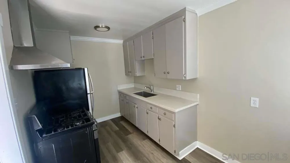279 S Mollison Ave El Cajon, CA 92020