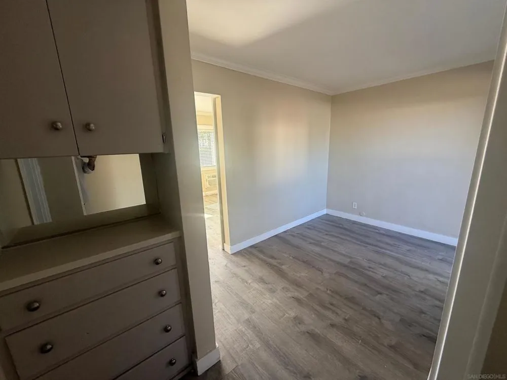 279 S Mollison Ave El Cajon, CA 92020