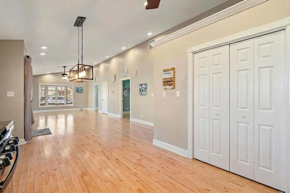 4100 East Drive Knox, IN 46534