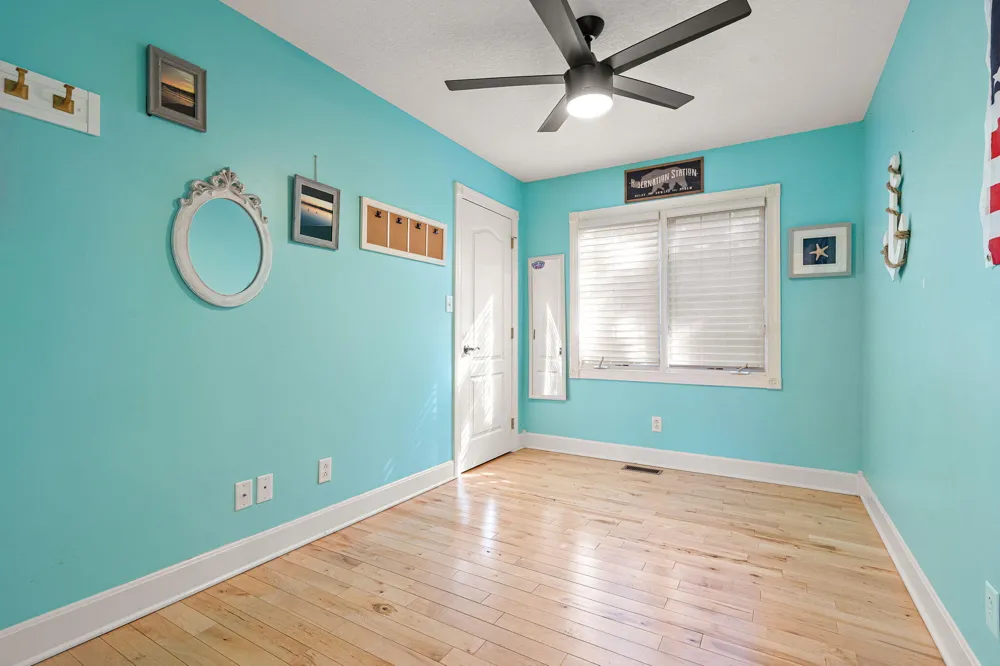 4100 East Drive Knox, IN 46534