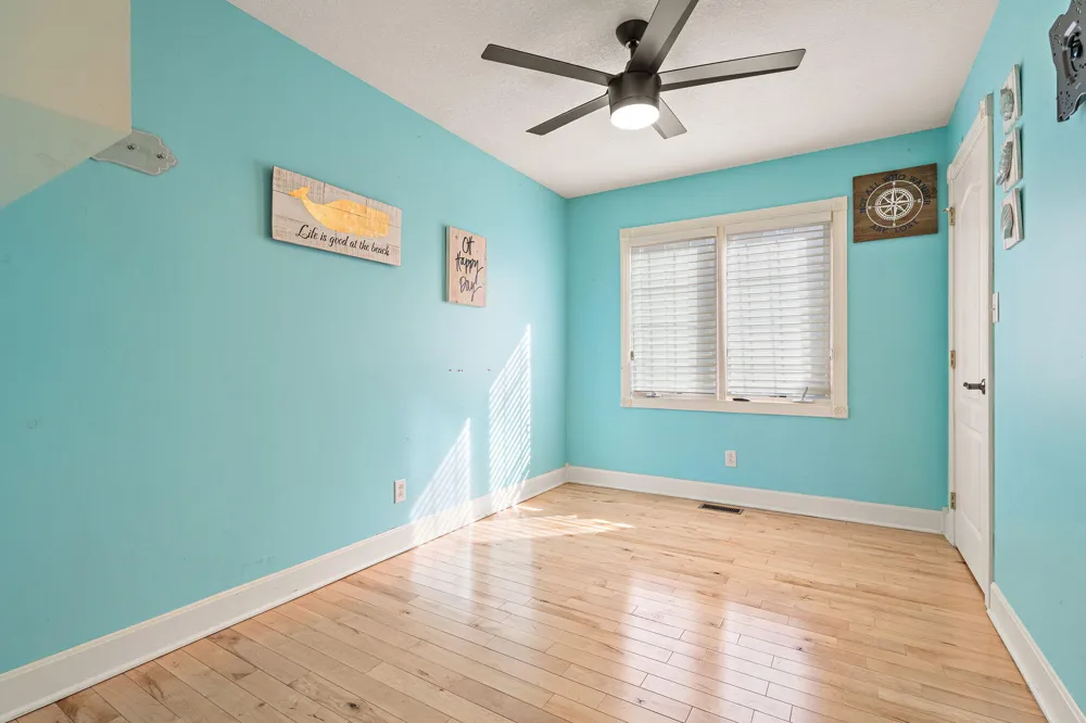4100 East Drive Knox, IN 46534