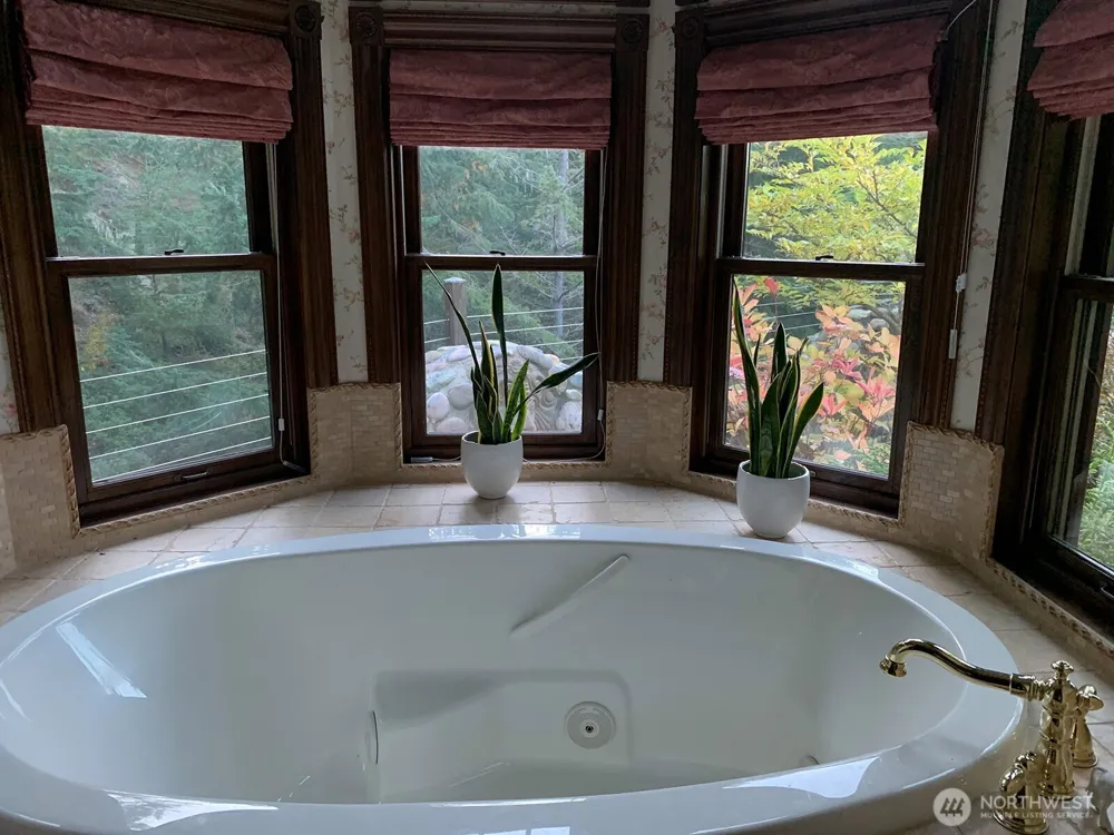 1656 Eagle Ridge Road Orcas Island, WA 98245