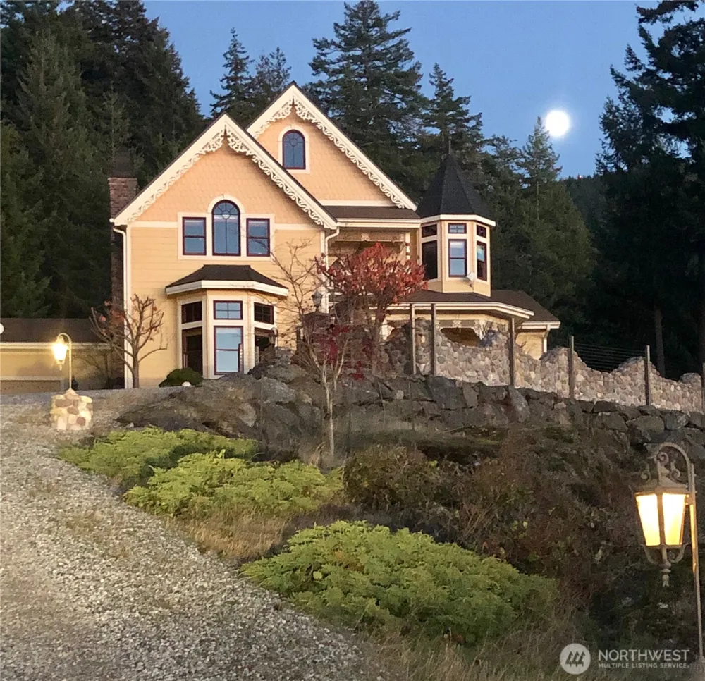 1656 Eagle Ridge Road Orcas Island, WA 98245