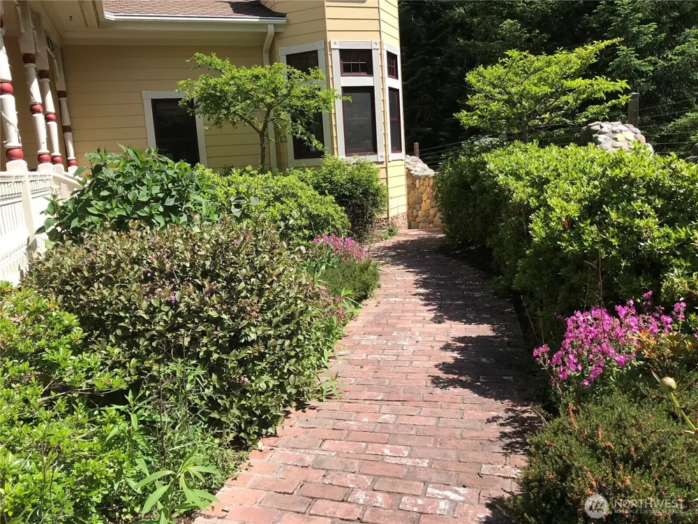 1656 Eagle Ridge Road Orcas Island, WA 98245
