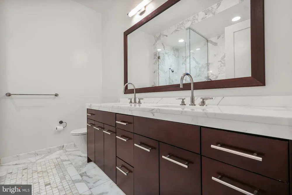 1414 S PENN SQUARE #27A Philadelphia, PA 19102