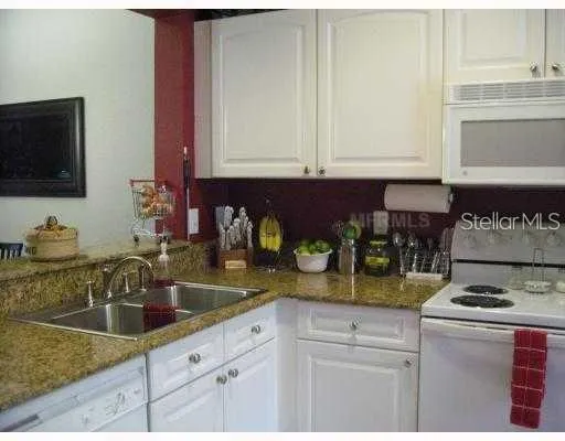4169 PLANTATION COVE DRIVE Orlando, FL 32810