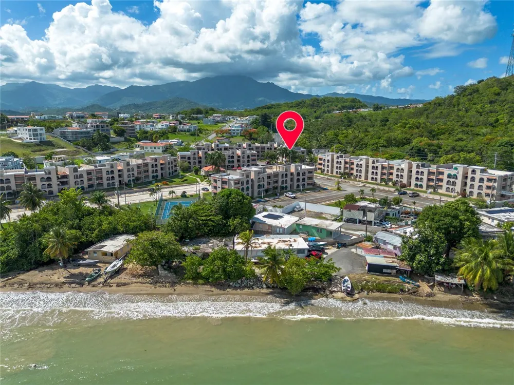 Cala de Hucares CARR 3 KM 66.7 #B-208 Naguabo, PR 00718