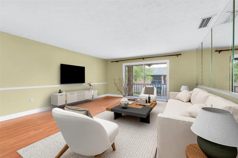 4224 LAKE UNDERHILL ROAD #8B8 Orlando, FL 32803