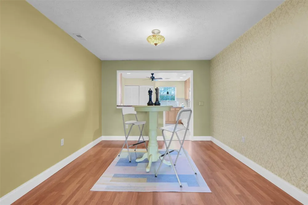 4224 LAKE UNDERHILL ROAD #8B8 Orlando, FL 32803