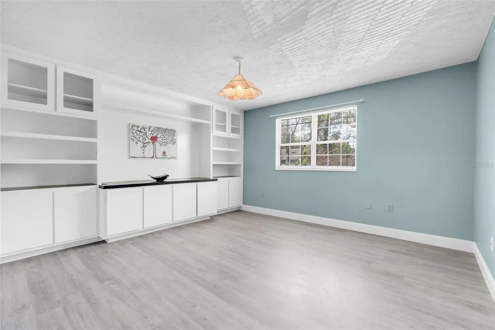 4224 LAKE UNDERHILL ROAD #8B8 Orlando, FL 32803