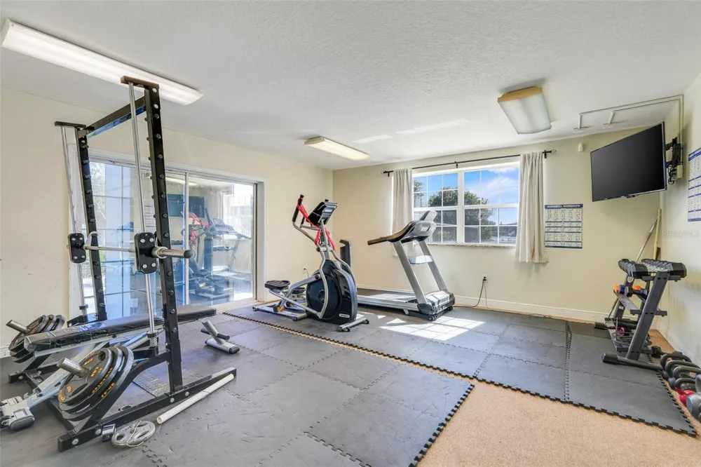 4224 LAKE UNDERHILL ROAD #8B8 Orlando, FL 32803