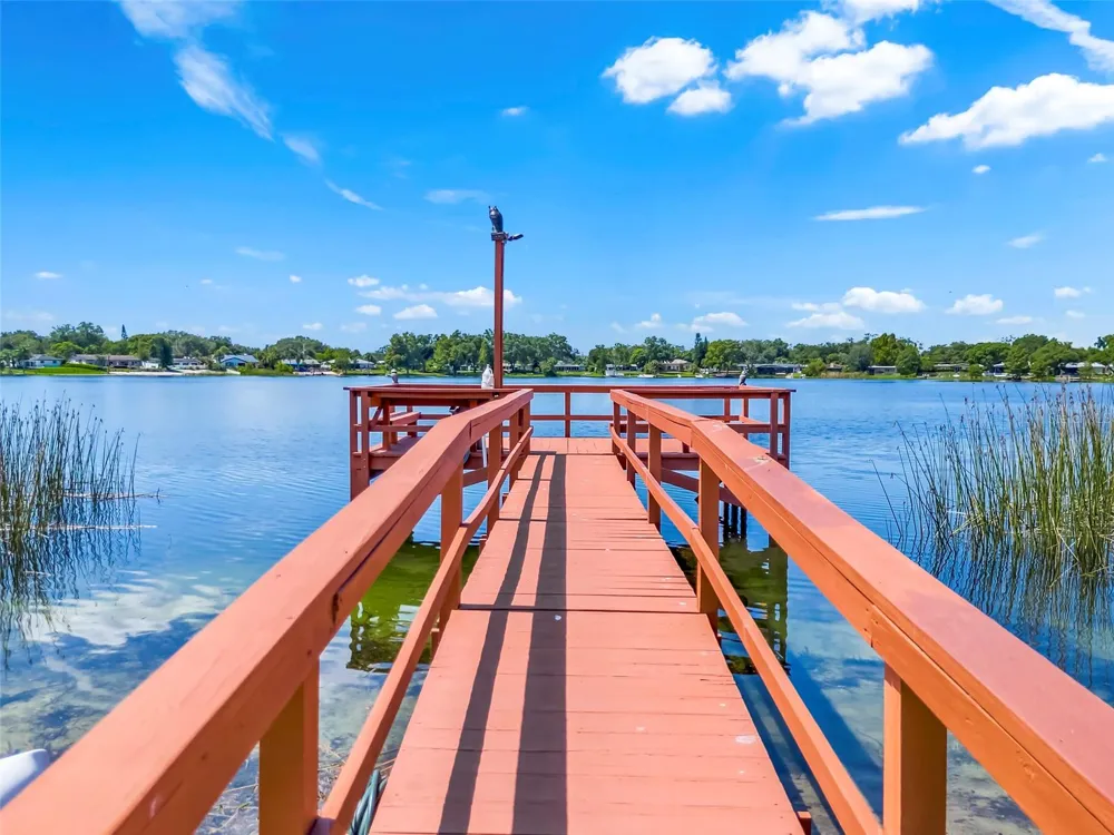 4224 LAKE UNDERHILL ROAD #8B8 Orlando, FL 32803