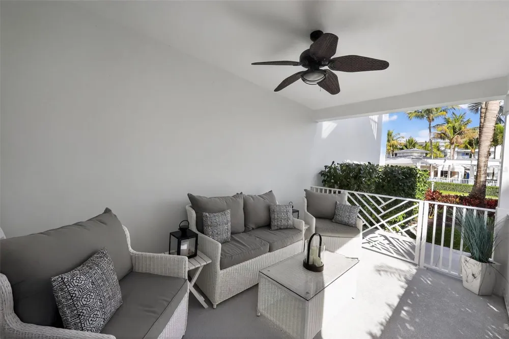 915 BAY COLONY DRIVE S #S Juno Beach, FL 33408