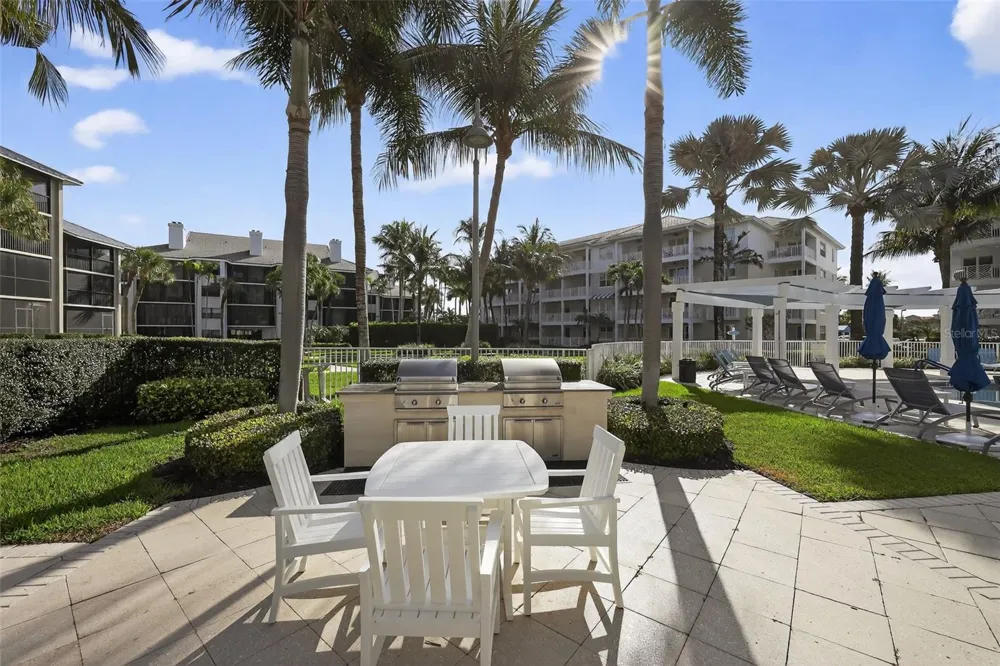 915 BAY COLONY DRIVE S #S Juno Beach, FL 33408