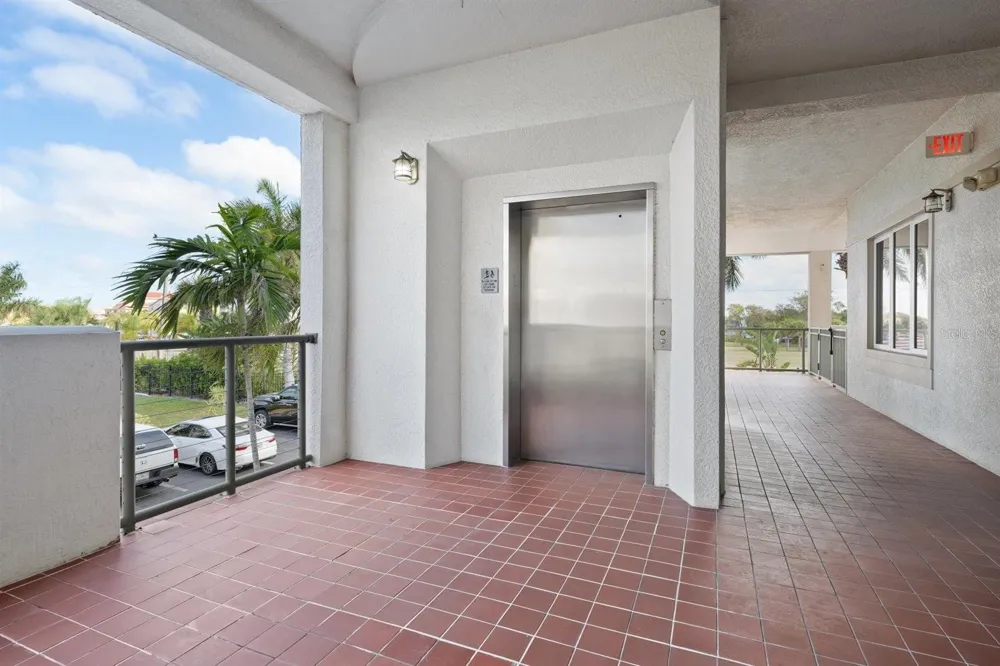1030 BELLASOL WAY #3201 Apollo Beach, FL 33572