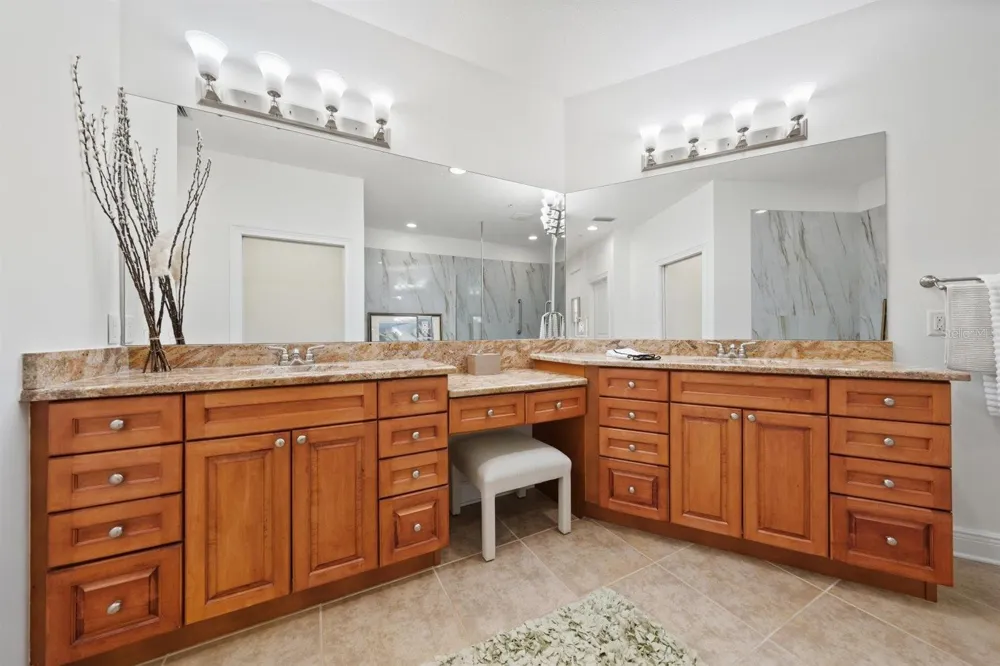 1030 BELLASOL WAY #3201 Apollo Beach, FL 33572