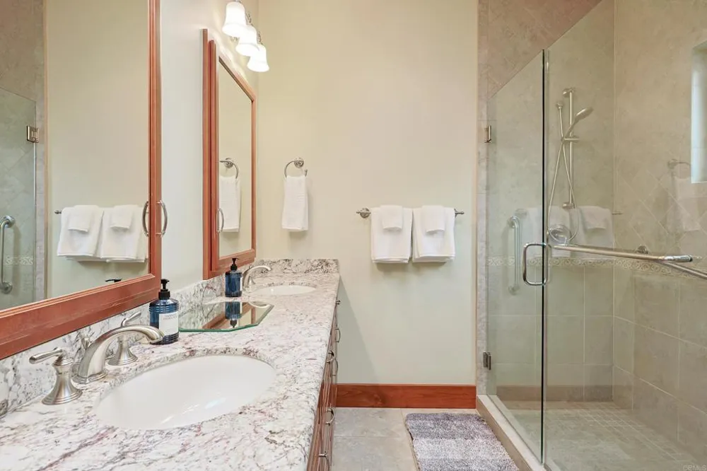 1027 Encino Coronado, CA 92118