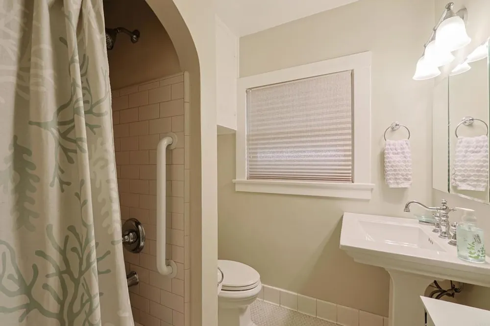 1027 Encino Coronado, CA 92118