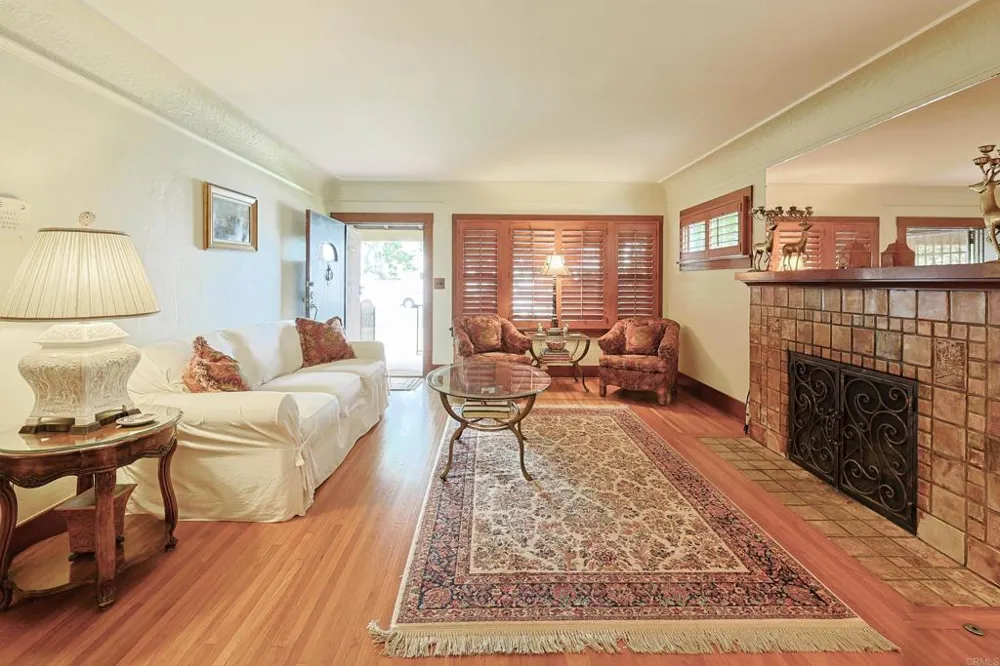 1027 Encino Coronado, CA 92118