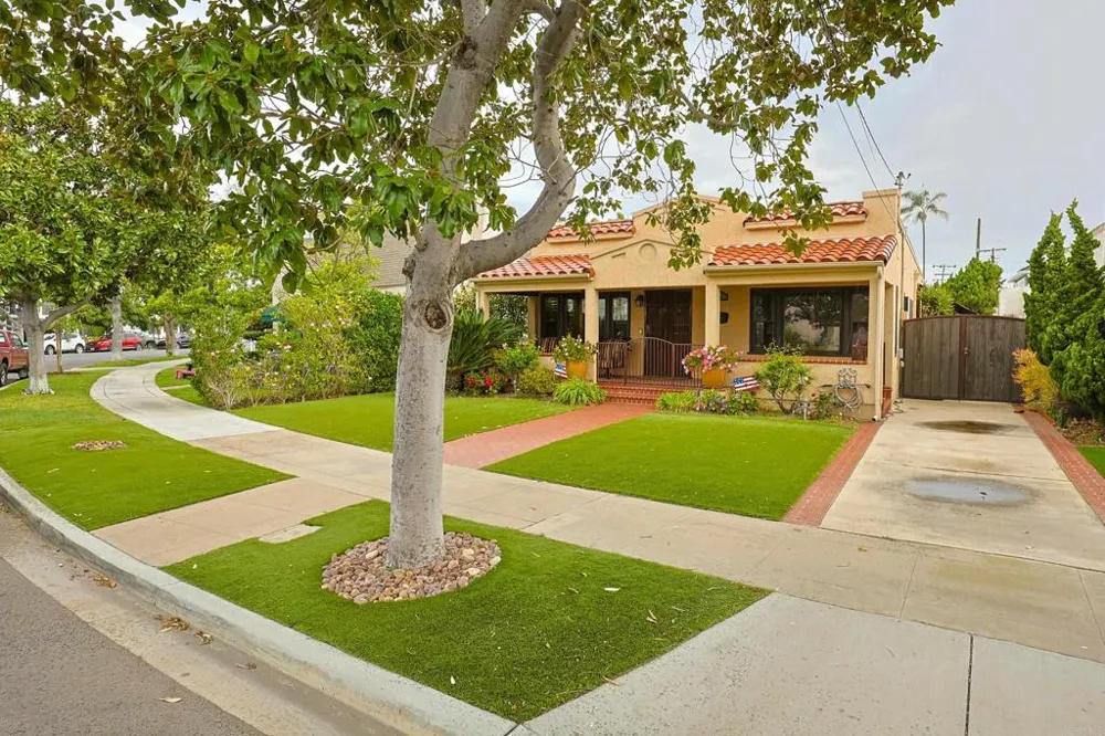 1027 Encino Coronado, CA 92118
